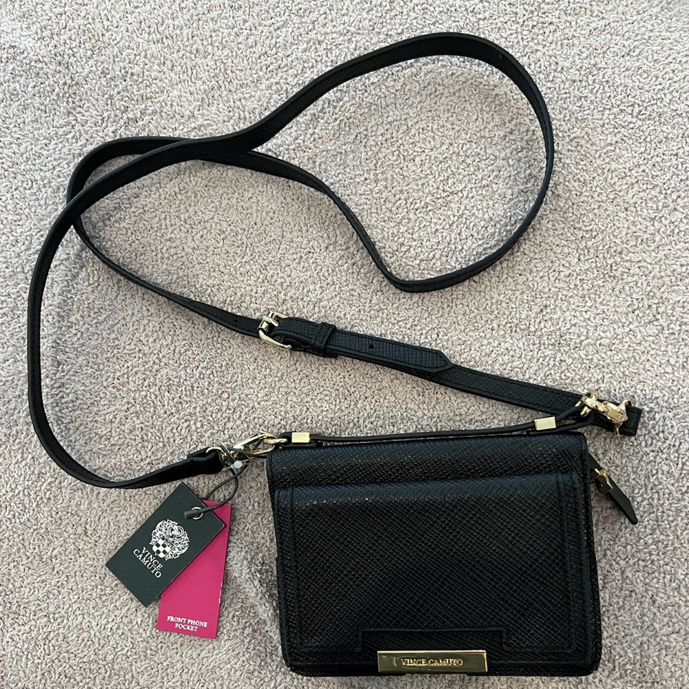NWT never used, VINCE Camuto black leather crossbody wallet w phone pocket